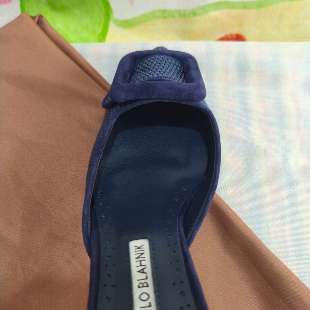 Manolo Blahnik Navy Textured Pointed Mule Heels with Buckle Accent - Picture 6 of 9